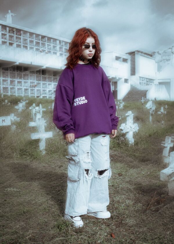 WhatsApp Image 2025-10-07 at 6.48.34 PM (3) Buzo morado "Inmortal Pulse"