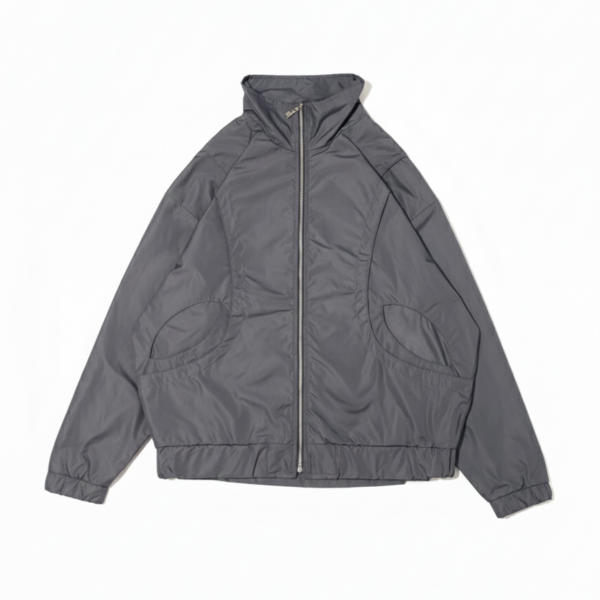 CHAQUETA GRIS IMPERMEABLE