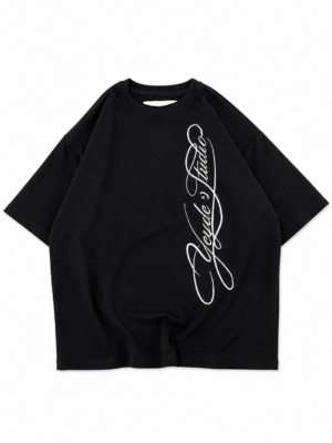 Camiseta negra Lettering